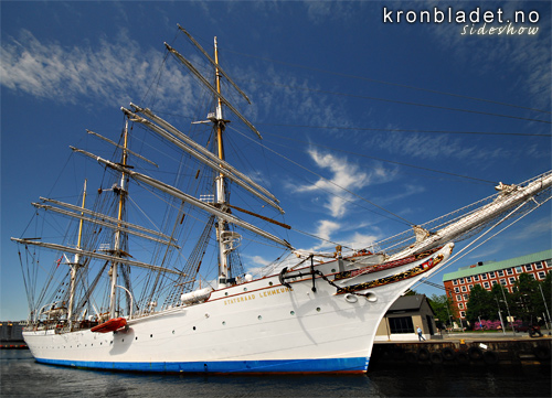 Statsraad Lehmkuhl i Vgen, skrtt fr sida 